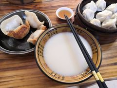 网红锅贴-锅贴大王南翔小笼(临沂二村店)