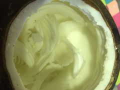 -志龙皇冠吃货椰子铺