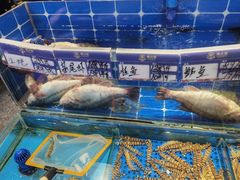 -贾小馆熏鸭