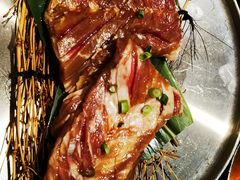 -草家酱蟹炭火烤肉店(珲春南路一店)