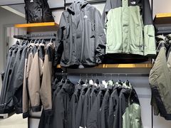 -首创奥特莱斯(西安店)