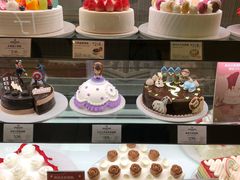 -巴黎贝甜(华堂新辰汇店)