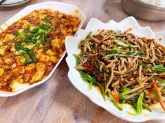 -洪霞餐馆