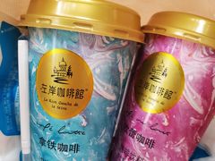-全家便利店(新闸路二店)