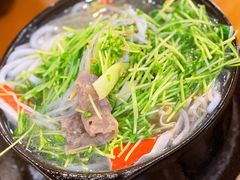 -丽虹云南过桥米线(兴工街店)
