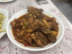 板栗烧鸡-天乐农家鱼头王(天目湖店)