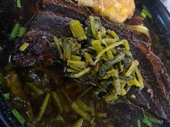 -小龙大肉面馆