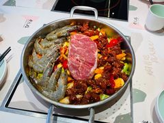 -黄记煌三汁焖锅(新佳丽江汉路店)