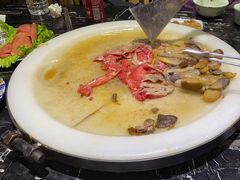 -宏宏无烟石板烧烤