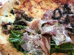 四季披萨-BOTTEGA意库(中骏世界城店)