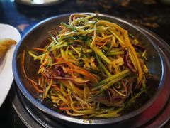 -东北农家院·铁锅炖(莘庄店)