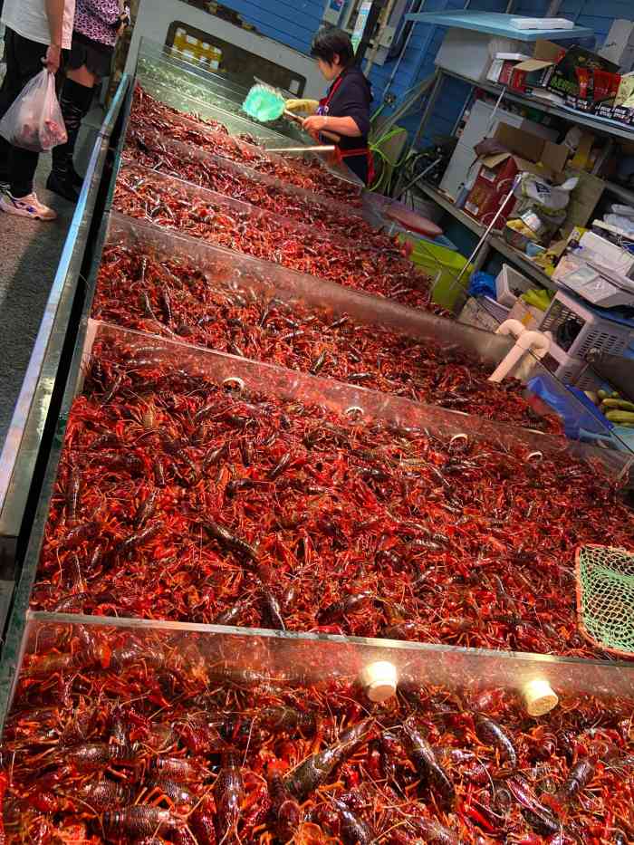 同鑫水产-"之前一直是爸爸去买,这次想自己去看看热闹.