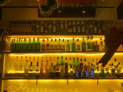 -Mx.cocktail bar