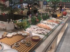-绿岛港轩海鲜烤肉涮锅自助餐厅