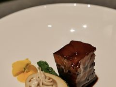 外婆红烧肉配鹅肝慕斯-海立阁海鲜江浙菜(漕河泾印象城店)