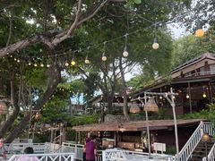 -卷心菜和避孕套餐厅(Pattaya)
