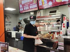 -华莱士·全鸡汉堡(五号路店)