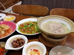 -叁煨蹄花·下饭盐帮菜(人民广场店)