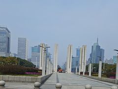 -上海世纪汇广场