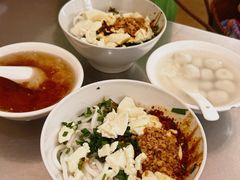 -辣辣小吃豆花米线(大观篆新农贸市场店)