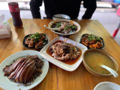 招牌热拌肥肠-朱大嘴肥肠血旺(福字街店)