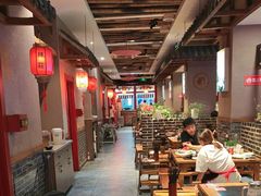 -辣莊重庆老火锅(威海高铁站韩乐坊店)
