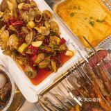 推荐点这个油饼,上面的蘸料不要太好吃