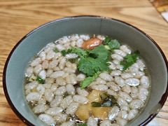 -牛八宝桂林米粉(八里庄店)