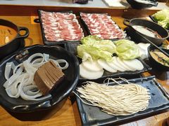 -呷哺呷哺 黄金牧场 (欢乐谷店)