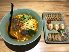 手切酸菜牛腱子面-陳八两面家(滨江天街店)