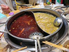 -肖肖酸萝卜鱼火锅(总店)