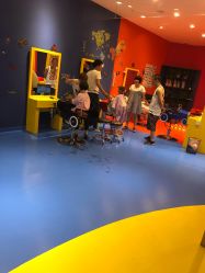 -Mini Me儿童美发王国(友好时尚购物城店)