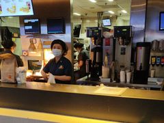 -麦当劳(西客站店)