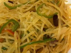 -马尔龙新疆饭店·清真(瑞景店)