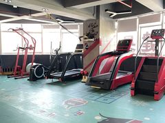 -KingBull私教健身&格斗订制(龙井商业中心店)