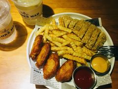 -Thanks美式餐厅(汉堡咖啡店)