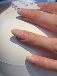 -悠禾·美甲美睫·皮肤管理