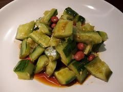 京城拍黄瓜-胖哥俩肉蟹煲(湖滨银泰in77店)