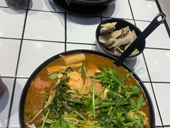 -肥汁米蘭香港米线(长宁来福士店)