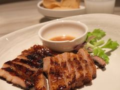 招牌炭烧猪颈肉-金椰壳· 大厨新加坡菜(壹方城店)