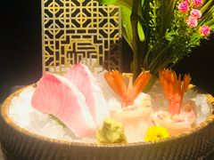 -蟹犇前•帝王蟹雪蟹(陆家嘴店)