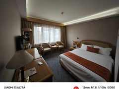 -广东大厦酒店(广州北京路步行街纪念堂地铁站店)
