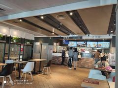 -肯德基(珠峰店)