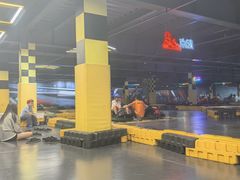-极限PLAY运动娱乐新世界·团建派对潮玩休闲馆·室内蹦极高空游乐园