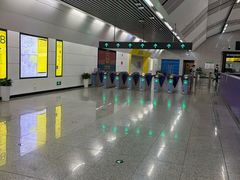 -红土地(地铁站)