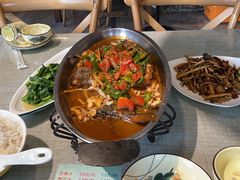 -鲜榨果汁·啤酒鱼(环岛河店)