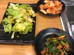 -肉甲韩国木炭烤肉(新壹街1店)