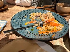 -耶里夏丽·丝路国际新疆菜·清真食品(徐汇南丹东路臻选店)