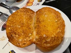 奶油豬仔包-翠华餐厅(百老汇店)