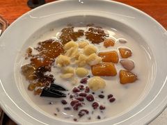 -RUXU入续糖水铺与包(卓悦中心店)